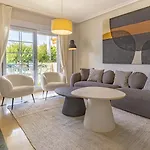 Vacation I Puente Apartment, Brand-new, Exclusive Location In Golden Mile, Close To Fine Dining, The And Puerto Banus マルベーリャ