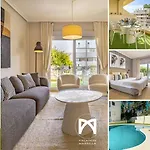 Appartement Vacation I Puente Apartment, Brand-new, Exclusive Location In Golden Mile, Close To Fine Dining, The And Puerto Banus *