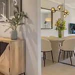 Vacation I Puente Apartment, Brand-new, Exclusive Location In Golden Mile, Close To Fine Dining, The And Puerto Banus Marbella