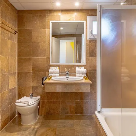 Vacation I Puente Apartment, Brand-new, Exclusive Location In Golden Mile, Close To Fine Dining, The And The Marina Appartamento Marbella