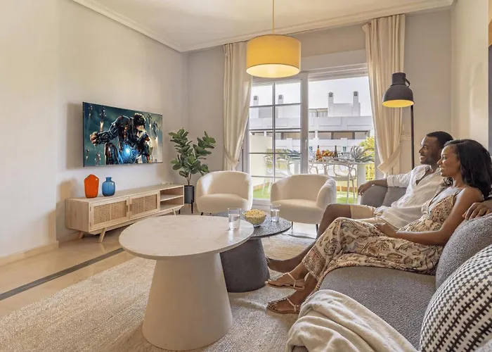 Apartamento Vacation I Puente Apartment, Brand-new, Exclusive Location In Golden Mile, Close To Fine Dining, The And The Marina *