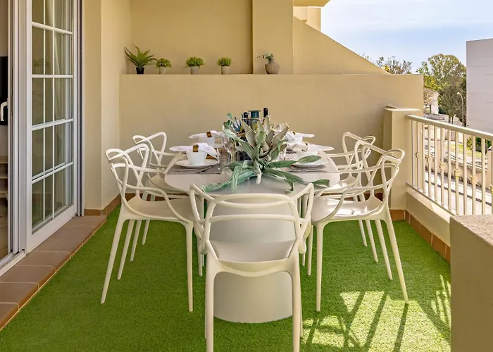 Vacation I Puente Apartment, Brand-new, Exclusive Location In Golden Mile, Close To Fine Dining, The And The Marina * Marbella