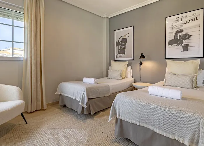 Vacation I Puente Apartment, Brand-new, Exclusive Location In Golden Mile, Close To Fine Dining, The And The Marina * Marbella