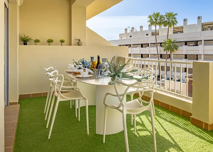 Vacation I Puente Apartment, Brand-new, Exclusive Location In Golden Mile, Close To Fine Dining, The And The Marina Marbella