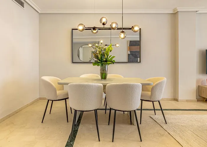 Vacation I Puente Apartment, Brand-new, Exclusive Location In Golden Mile, Close To Fine Dining, The And The Marina מארבלה