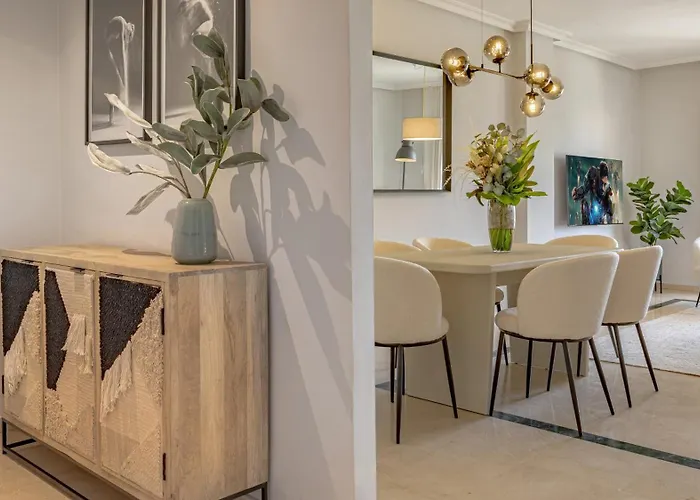 Vacation I Puente Apartment, Brand-new, Exclusive Location In Golden Mile, Close To Fine Dining, The And The Marina מארבלה