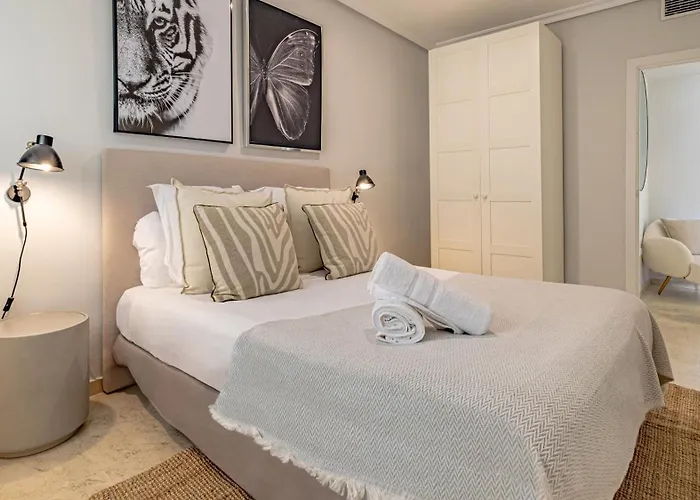 Vacation I Puente Apartment, Brand-new, Exclusive Location In Golden Mile, Close To Fine Dining, The And The Marina *